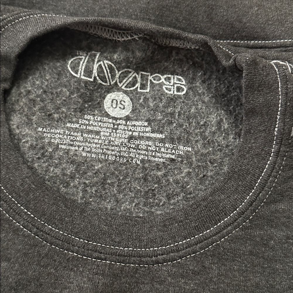 NWOT The Doors Graphic Sweatshirt - Picture 4 of 10